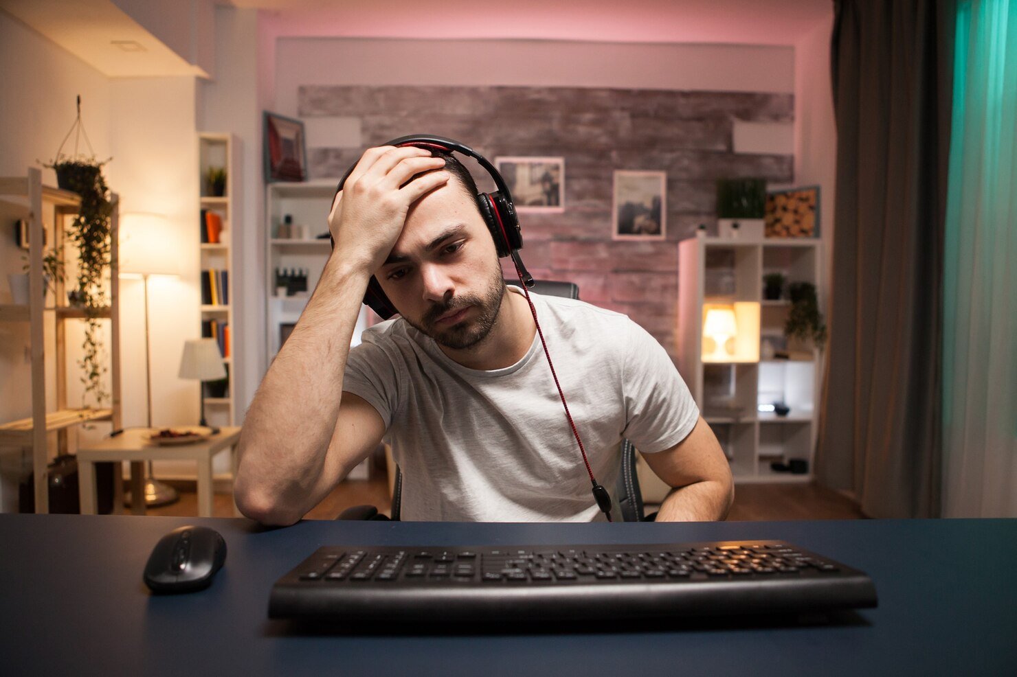 Usability Problems and Solutions on Websites